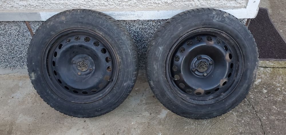 Продавам джанти с гуми за Нисан, Рено, Дачия и тасове за Нисан