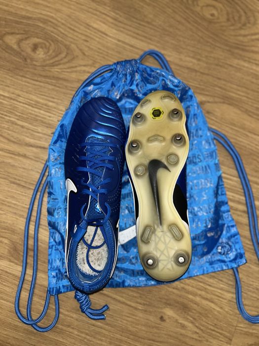 чисто нови Nike Tiempo бутонки