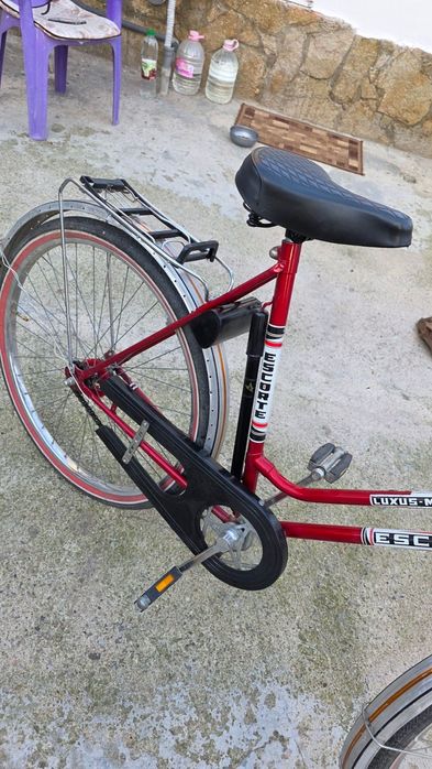 Дамски велосипед 28