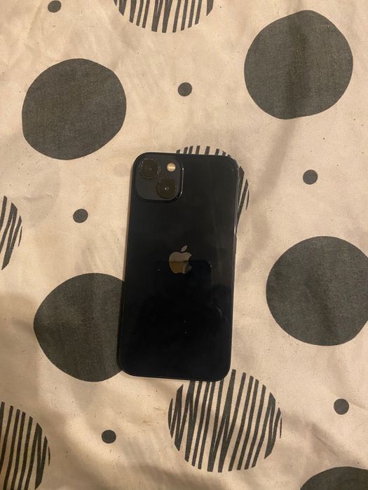 Vând iphone 13 256gb