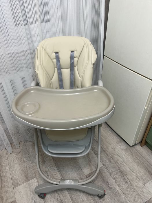 Продам детский стульчик для кормления