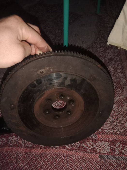 Маховик на опел.