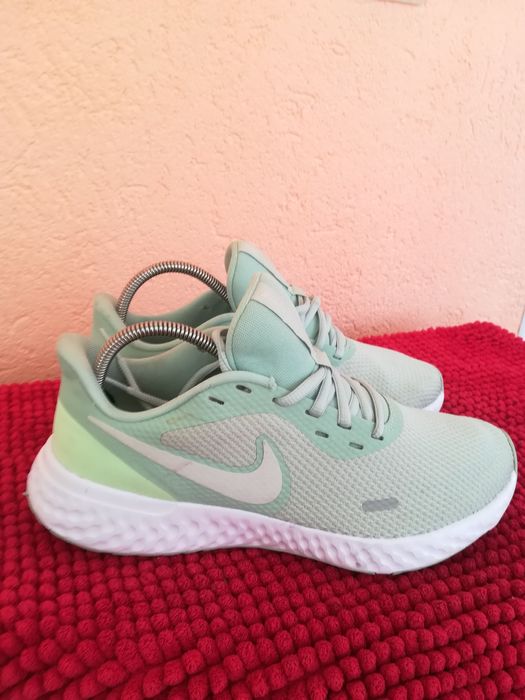 Adidași Nike nr 39 dama