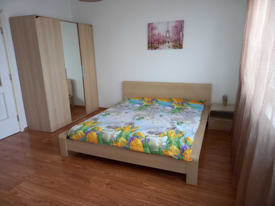 Продава се Двустаен апартамент в София, Център - 65 кв.м за 2277 €/кв.м - Снимка #2