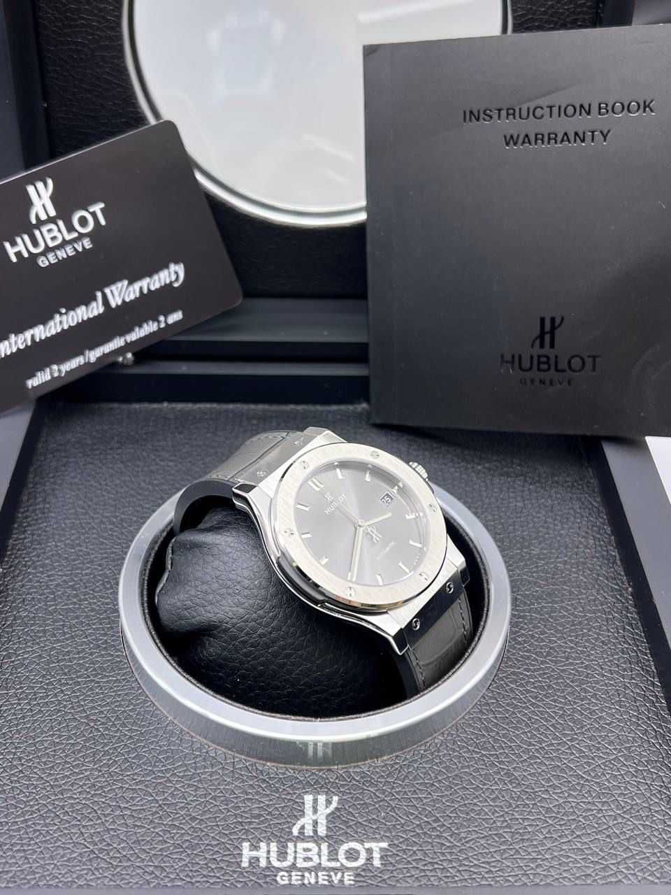 Hublot Classic Fusion All  Dial AUTOMATIC