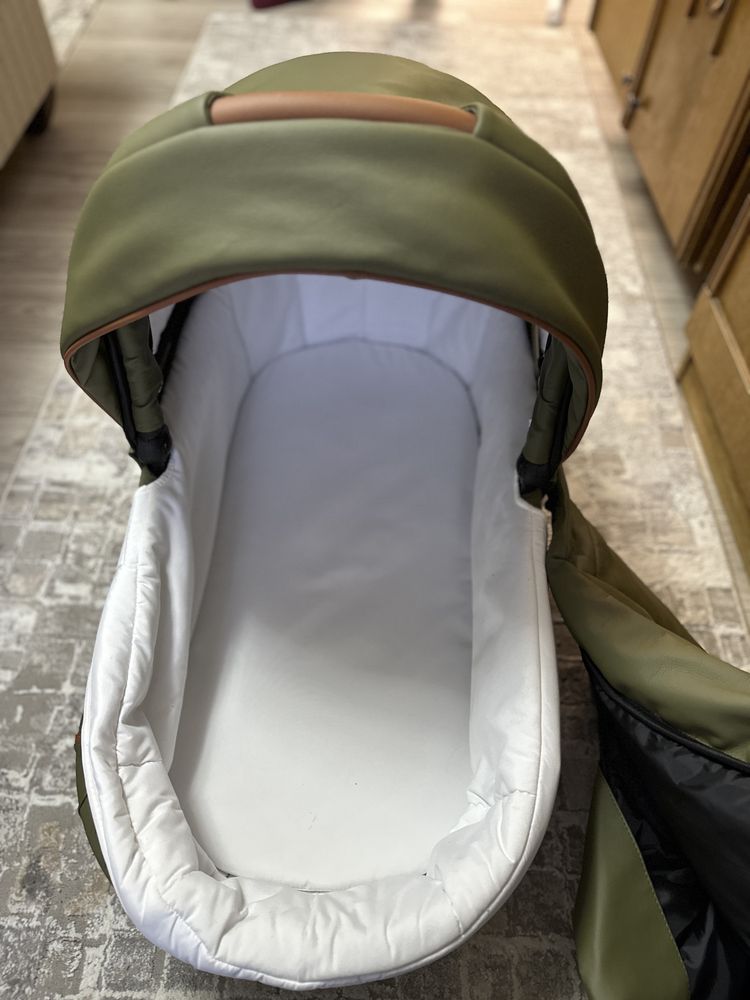 Carucior Krausman Topaz Lux Olive