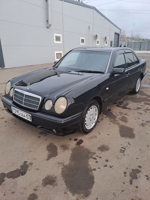 Продам мерседес е 200