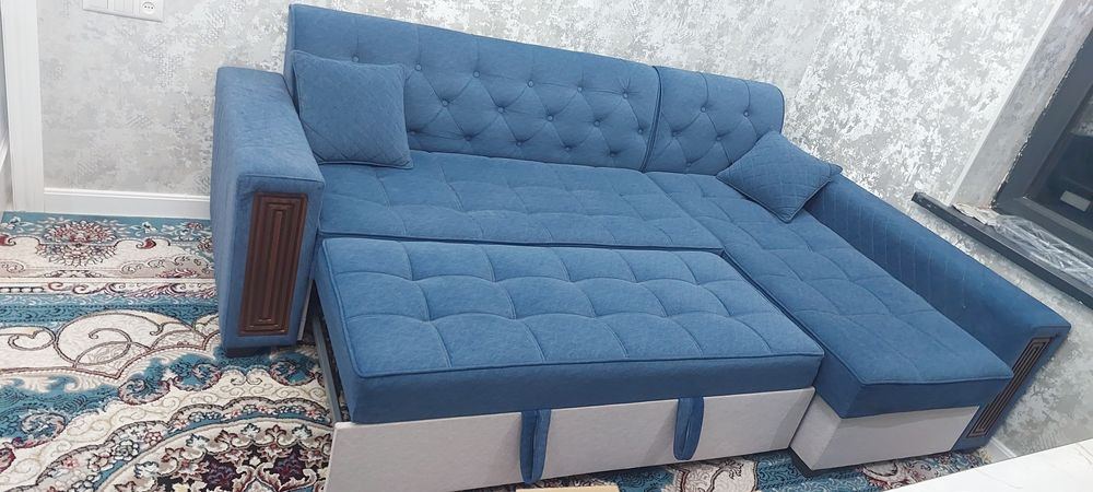 Диван уголок спальни