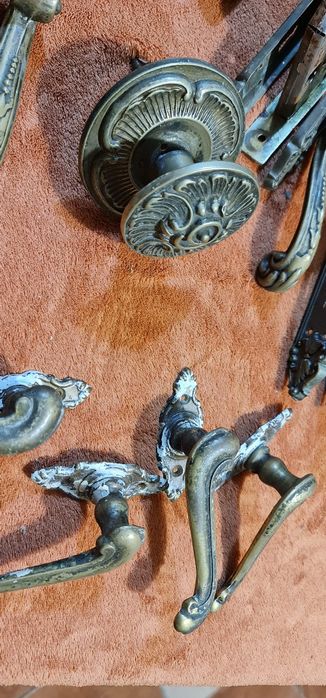 Vand silduri cu manere din bronz si manere pentru ferestre