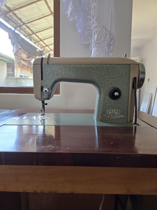 Masina de cusut Ileana Cugir
