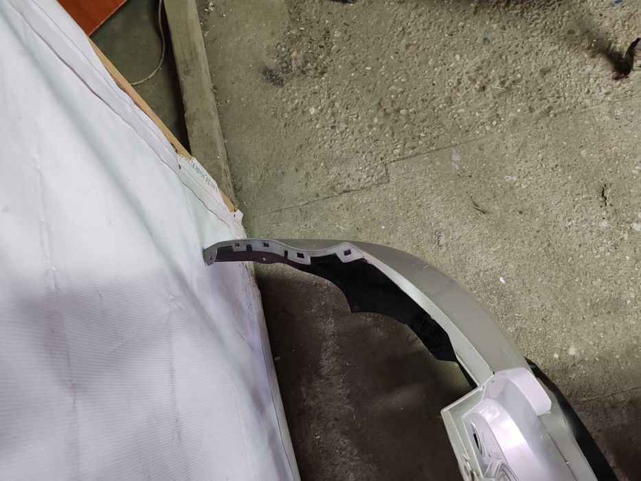 Bara Spate Dacia Duster 2