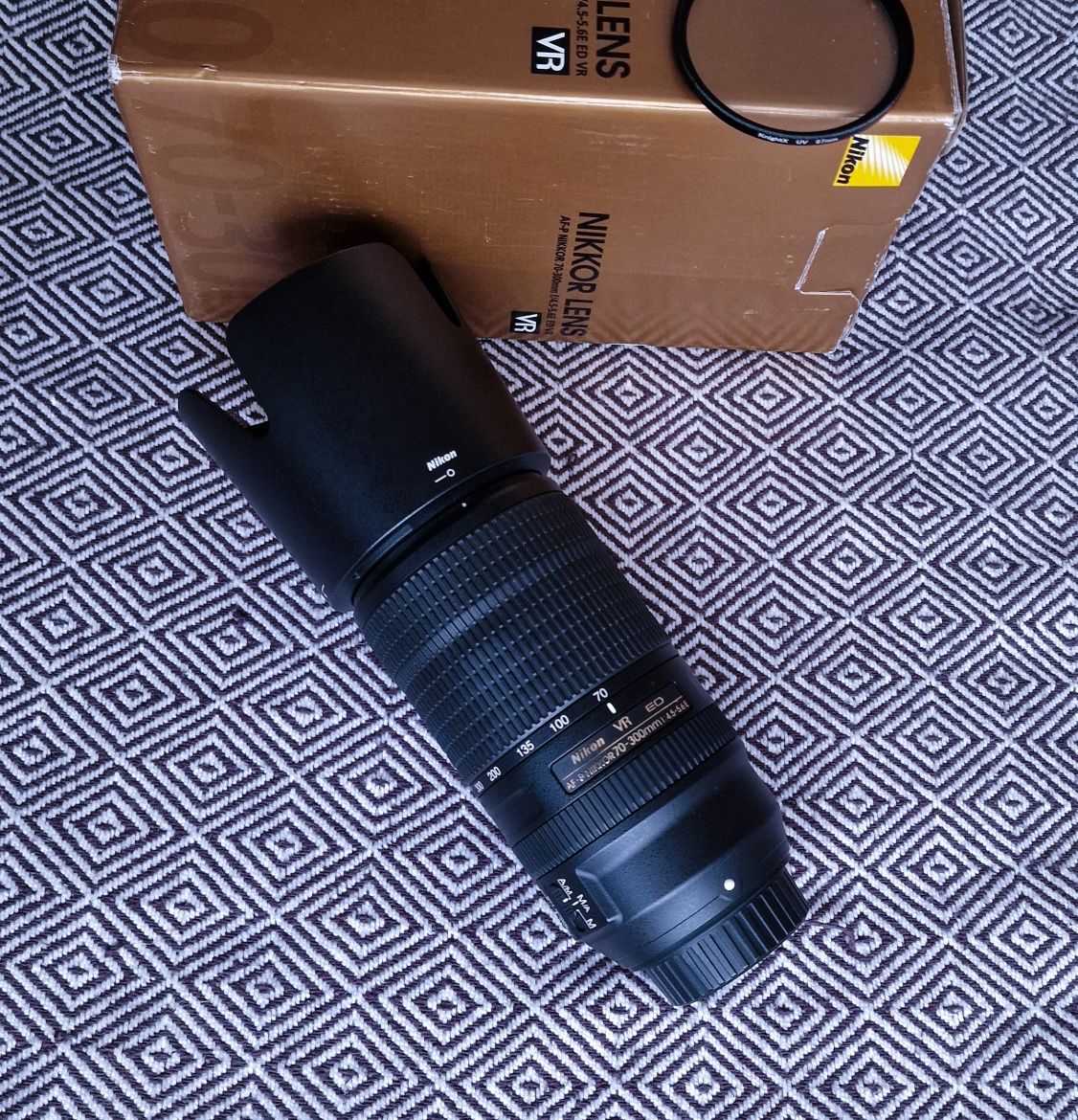 Nikon 70-300mm F4.5-5.6E ED VR FX AF-P Obiectiv Foto DSLR