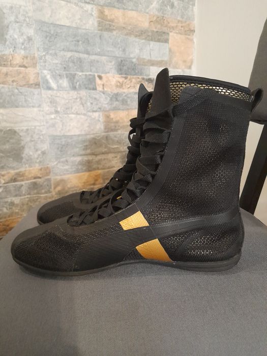 Дамски обувки PUMA 37.5