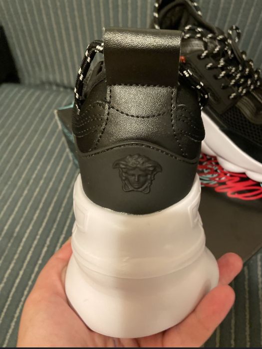 adidasi versace chain reaction