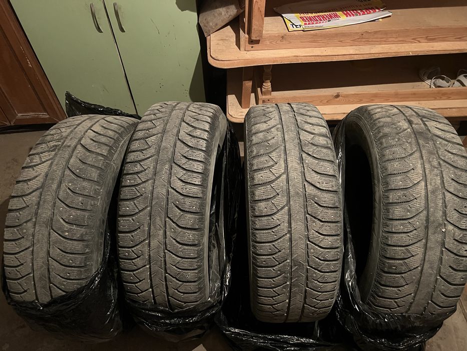 Продам шина на прадо