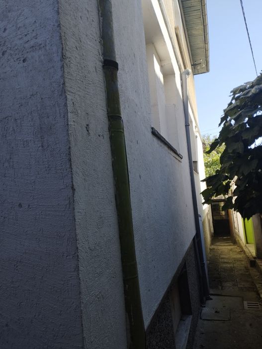 1 ви етаж от двуетажна кооперация