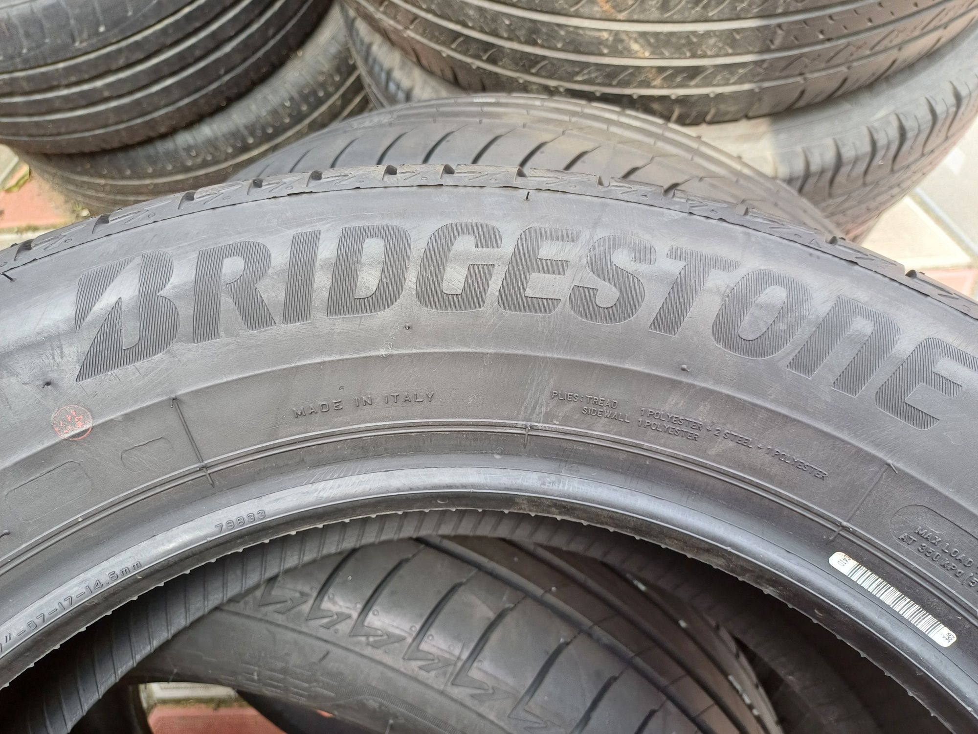Vand 4 anvelope de vara 215 60 r17 BRIDGESTONE noi din 2023