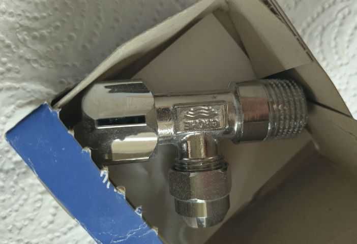 Ъглов кран Grohe Angle Valves - 1/2x3/8, нов
