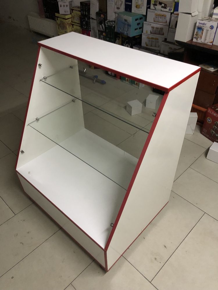 Готовый витрины для магазинов