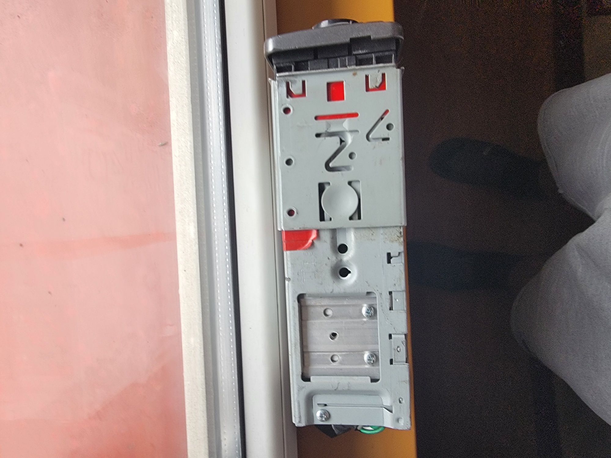 Kenwood KDC364U vând s-au schimba cu 2din 100 lei fix