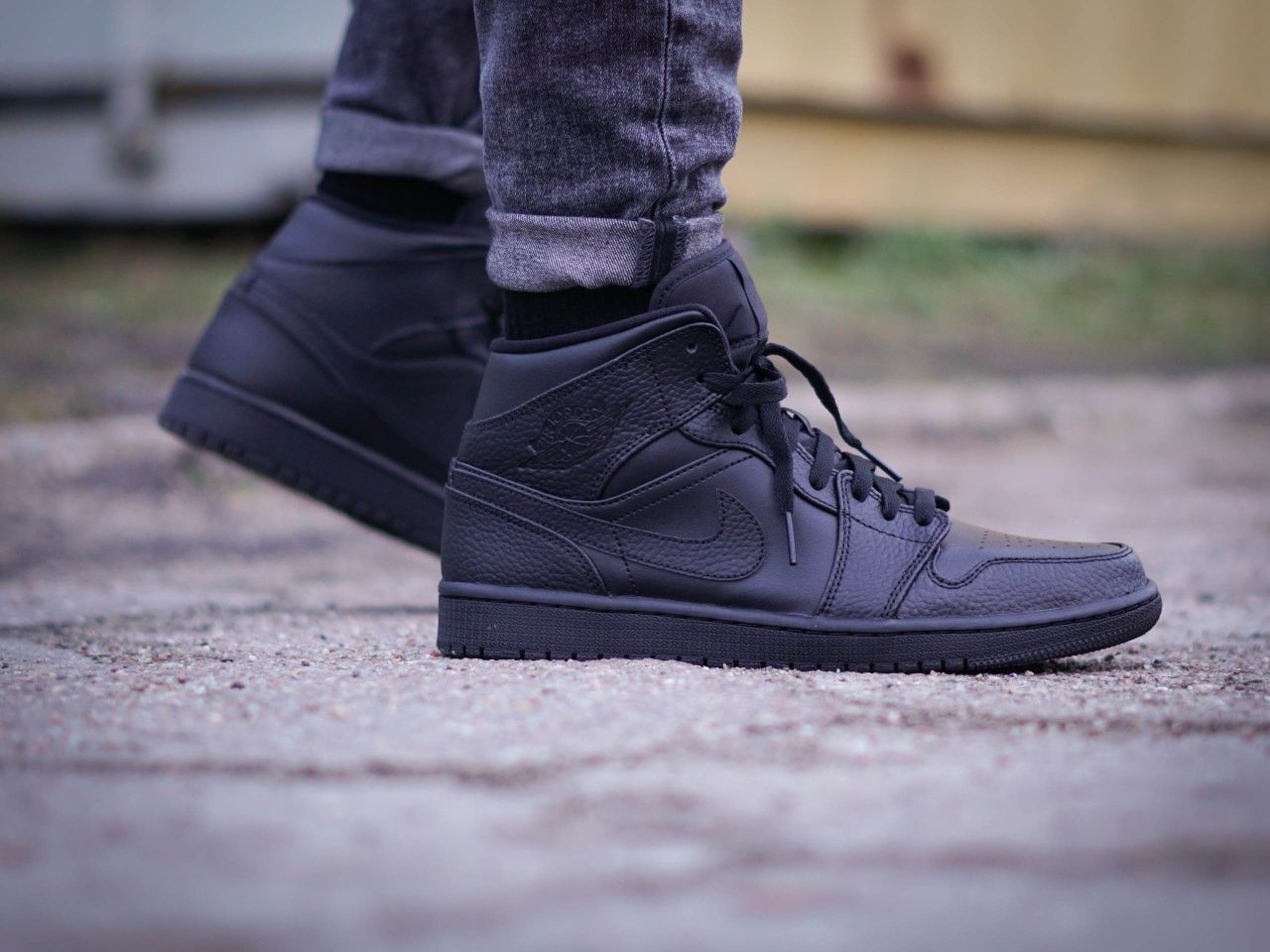 Nike Air Jordan 1 Mid номер 42.5 код 18A