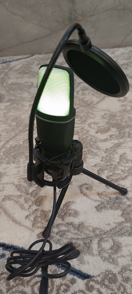 Microphone Rgb Gaming Yangi