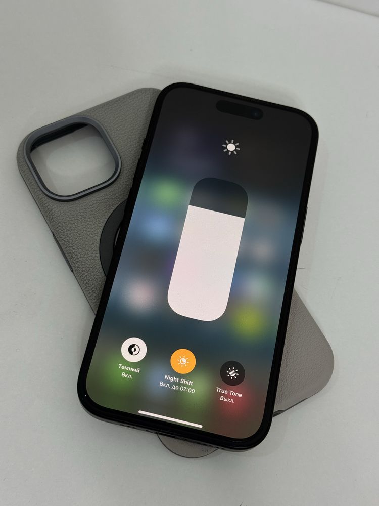 Iphone 15 всё в родне