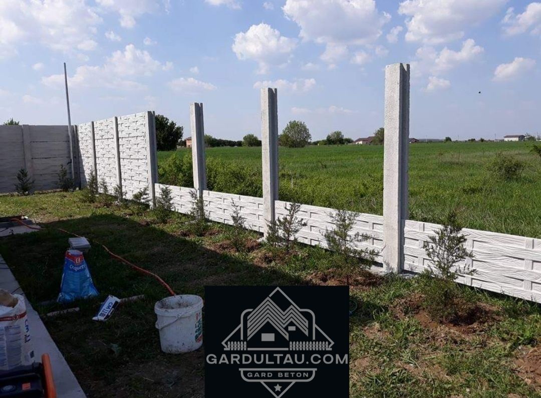 Reduceri garduri și stalpi placi din beton comprimat model Fata Dubla