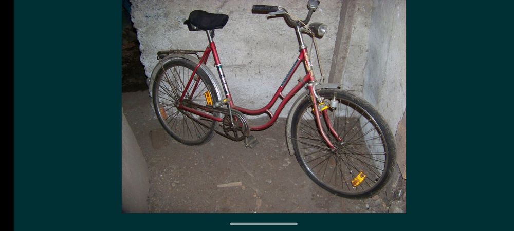Vând bicicletă MARS de dama