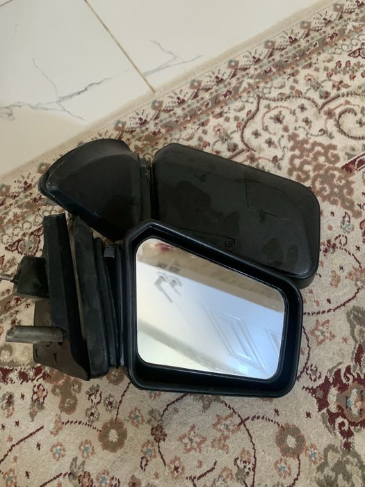 боковой зерколо