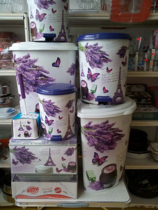 Пластмасов шкаф цветен