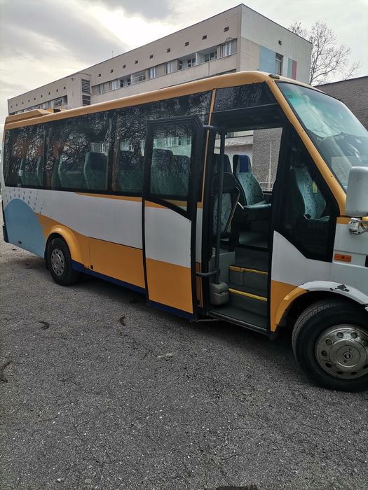 Автобус Ивеко дейли 2.5