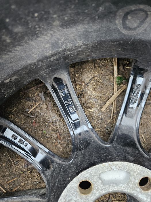 Jante Borbet 5x114,3 7J ET45 225 45 R17 Renault Honda Negre