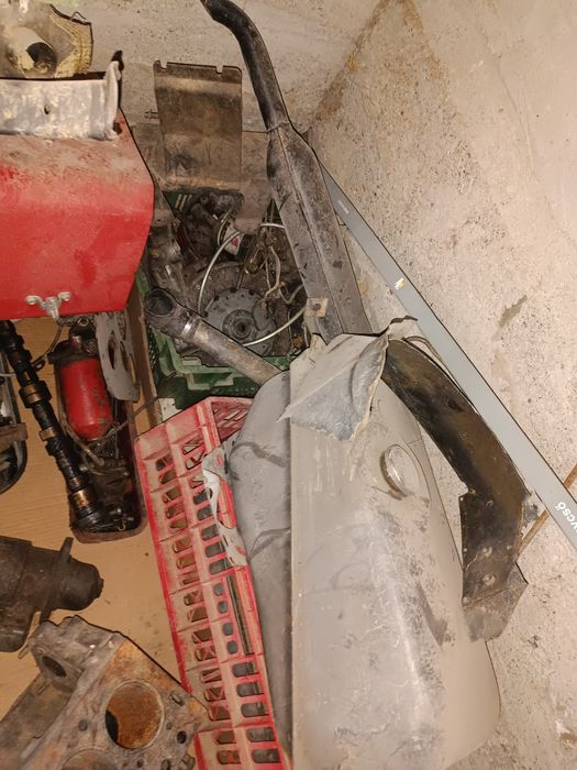 Vând tractor Massey Ferguson