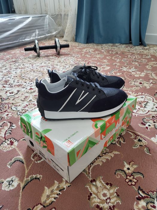 крассовка кожанный на мальчика