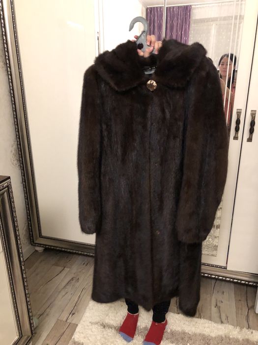 Продам норковую шубу