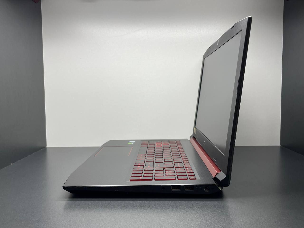 Acer Nitro 5 igravoy