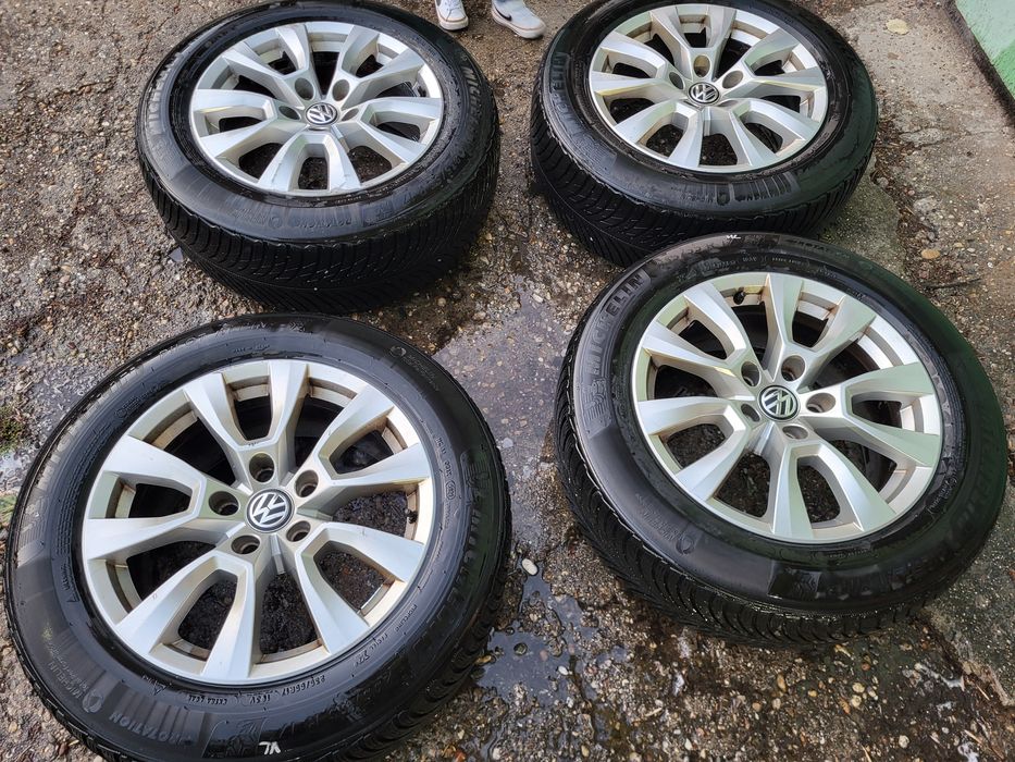 Джанти 5x120 17 за VW Amarok,T5,T6,Multivan с Michelin alpin 235 55