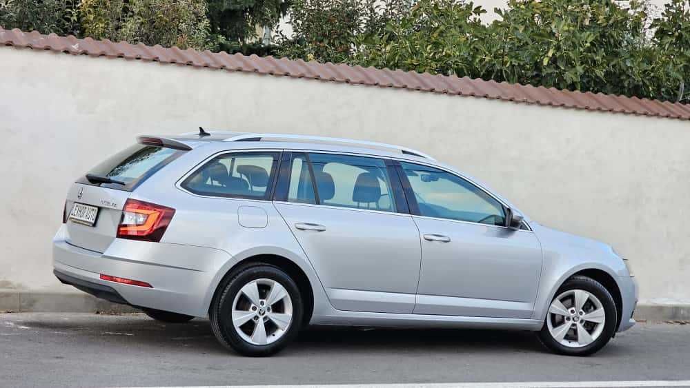 Skoda Octavia STYLE 2.0TDI 150cp 2019 DSG / Matrix Virtual Cockpit TOP