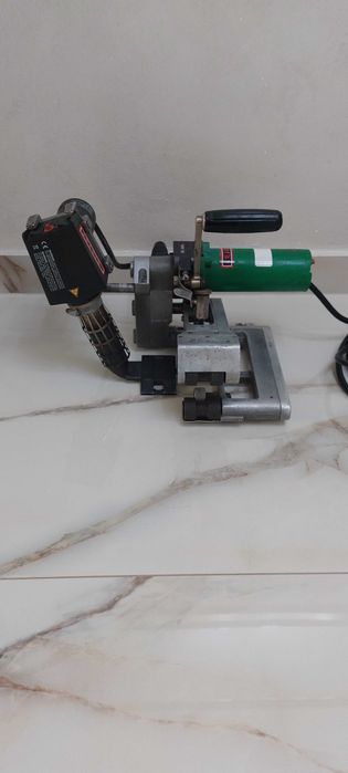 Robot de sudură suflanta Leister