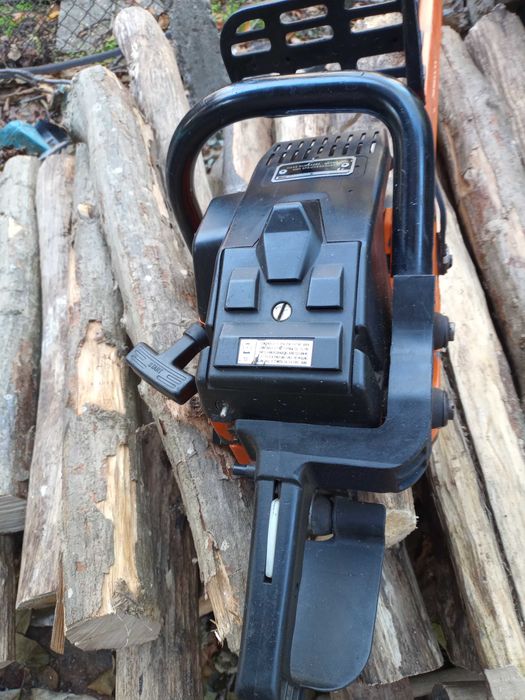 Бензинова резачка Oleo Mac 350 af