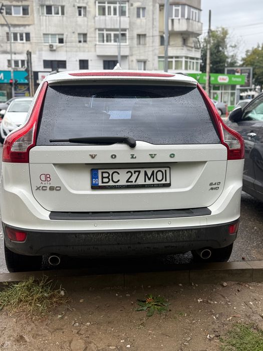 Vând Volvo zc60 2.4 din 2009