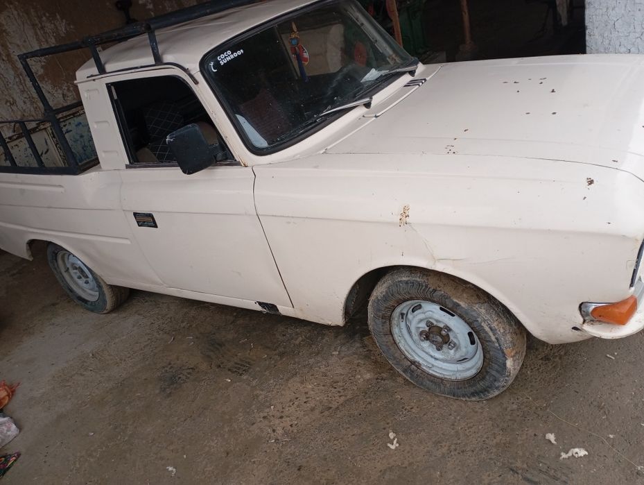 Maskvich AZLK yurib turibdi