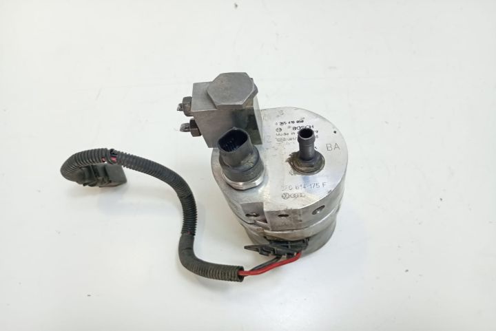 Pompa ABS Unitate control  8E0614175F Volkswagen VW Passat B5.5 (face