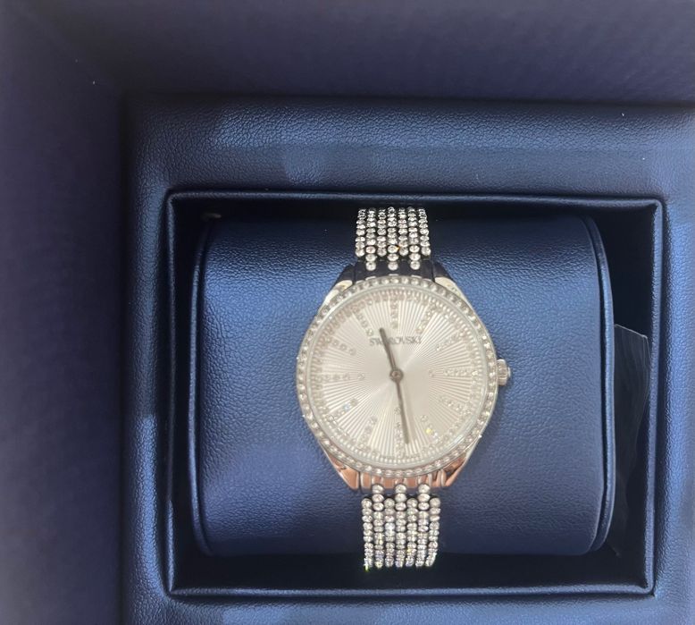 Swarovski дамски часовник