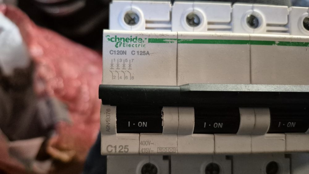 Siguranta automata modulara 125A