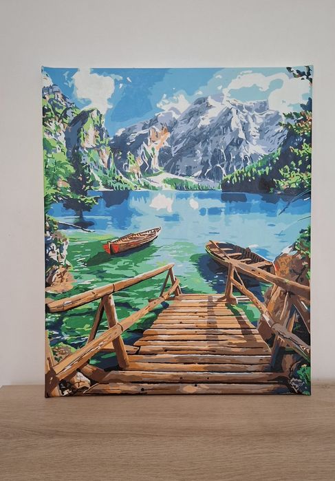 Продавам ръчно нарисувани картини.