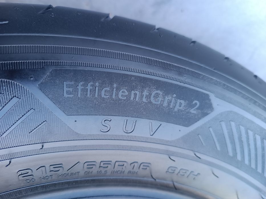 215/65/16 Goodyear Дот 3923