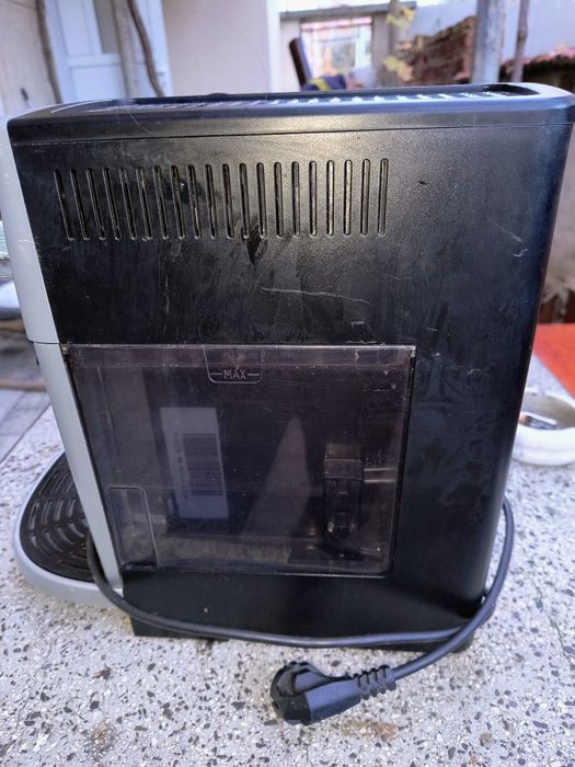 Кафе машина  робот