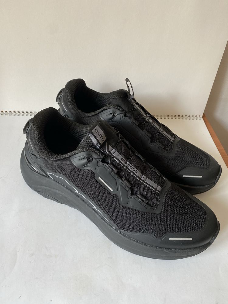 Pantofi barbati trekking
